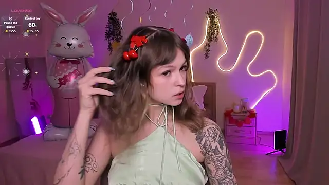 Lisa Blossom online show from April 2026 06:11:02 AM