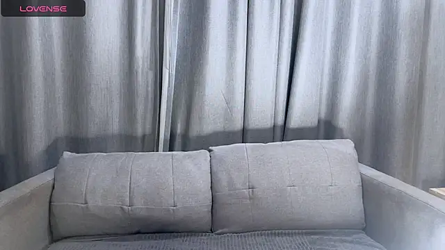 Snapshot of penny_coco chatting on February 2026 04:38:02 PM penny coco online show from February 2026 04:38:02 PM