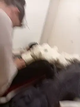 Snapshot of Couplefrsex chatting on October 2025 10:19:02 PM Couplefrsex online show from October 2025 10:19:02 PM