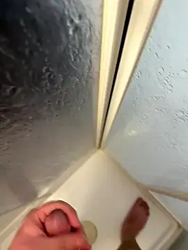 LicitInvader online show from January 2026 09:42:02 PM