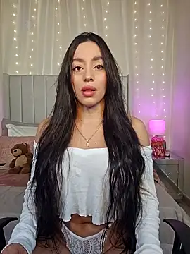 AriadnaTaylor online show from December 2025 12:47:02 PM