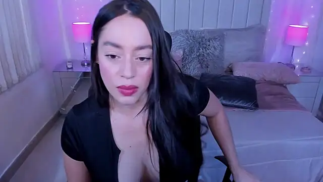 AriadnaTaylor online show from March 2026 04:45:02 PM