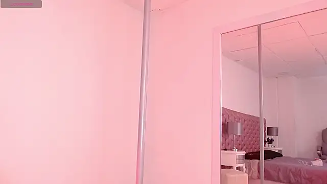 Coralgh  online show from September 2025 08:23:01 PM