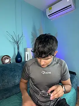 Leo Savage  online show from January 2026 03:10:02 AM