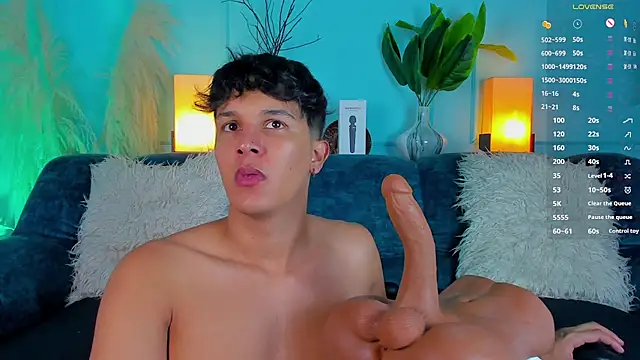 Leo Savage  online show from February 2026 03:36:02 AM