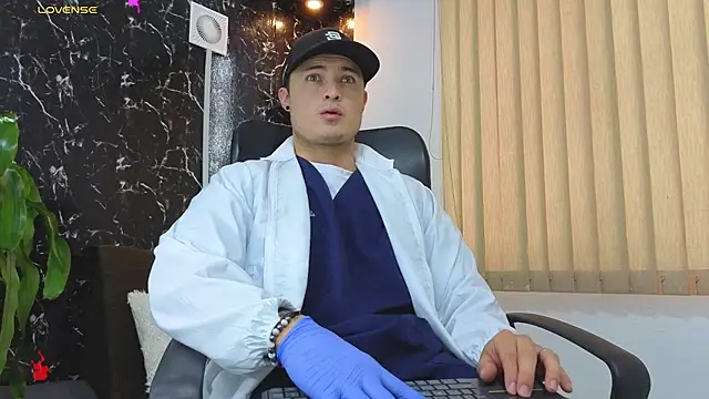 Alexander ferre online show from March 2026 01:47:01 PM