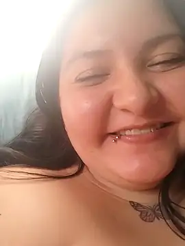 SoffiiCurvy online show from September 2025 01:00:01 PM