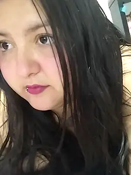 SoffiiCurvy online show from September 2025 03:29:01 AM