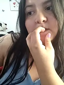 SoffiiCurvy online show from September 2025 02:56:02 AM