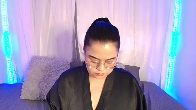 Snapshot of LilyRousee chatting on June 2026 11:29:01 PM LilyRousee online show from June 2026 11:29:01 PM