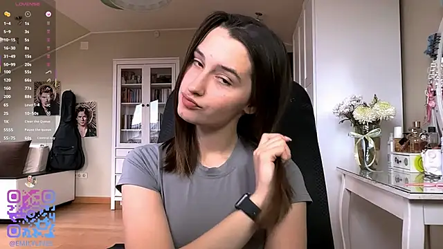 Snapshot of DarlineBrustera chatting on April 2026 02:11:01 PM DarlineBrustera online show from April 2026 02:11:01 PM