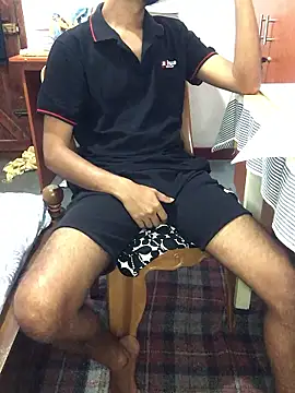 Snapshot of ShayanLK chatting on January 2026 05:48:02 PM ShayanLK online show from January 2026 05:48:02 PM