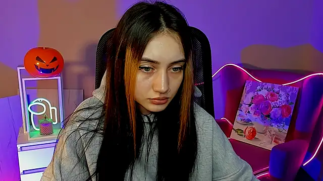 olivianorton online show from October 2025 03:38:02 PM