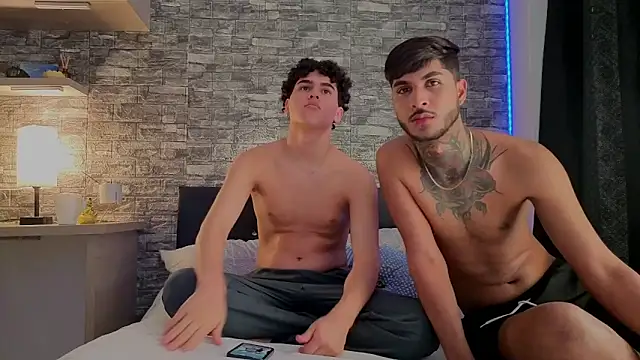 Snapshot of Theimperialboys_ chatting on April 2026 07:00:02 PM Theimperialboys online show from April 2026 07:00:02 PM