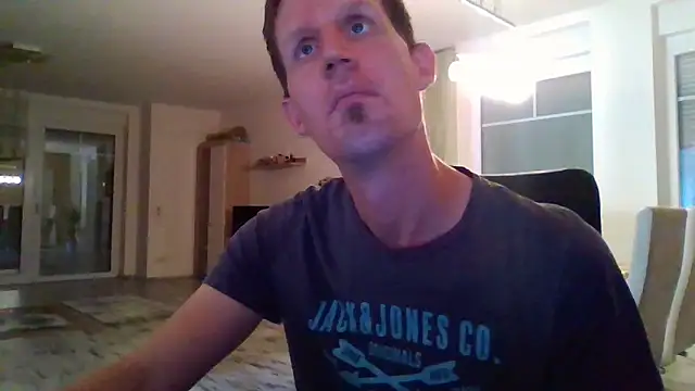 Snapshot of Trockenbau chatting on September 2025 01:33:02 PM Trockenbau online show from September 2025 01:33:02 PM