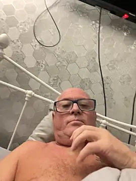 naughtygrandad1 online show from October 2025 05:41:01 AM