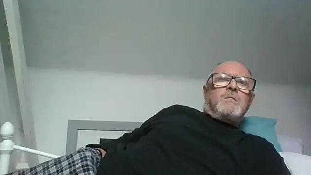 Snapshot of naughtygrandad1 chatting on February 2026 10:14:02 AM naughtygrandad1 online show from February 2026 10:14:02 AM