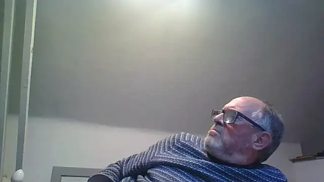 Snapshot of naughtygrandad1 chatting on February 2026 03:15:02 PM naughtygrandad1 online show from February 2026 03:15:02 PM