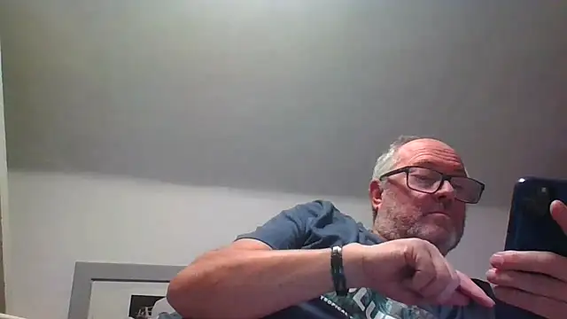Snapshot of naughtygrandad1 chatting on February 2026 07:07:01 PM naughtygrandad1 online show from February 2026 07:07:01 PM