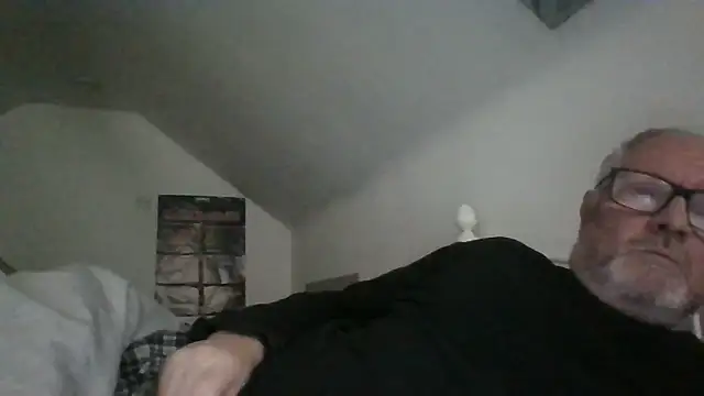 Snapshot of naughtygrandad1 chatting on February 2026 07:34:02 AM naughtygrandad1 online show from February 2026 07:34:02 AM