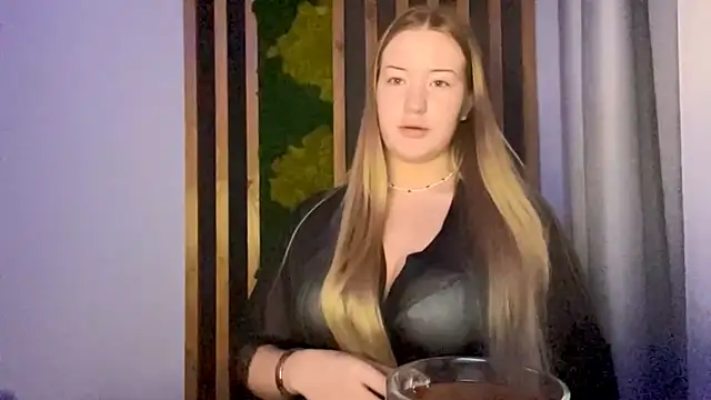 PandaFluff online show from November 2025 10:25:02 PM