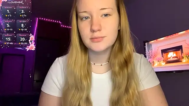 PandaFluff online show from April 2026 06:41:01 PM