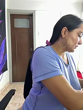 Rouse69  online show from October 2025 11:00:01 AM