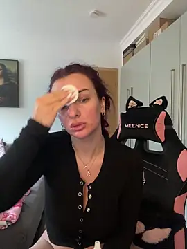 OliviaaFischer online show from March 2026 02:42:02 PM