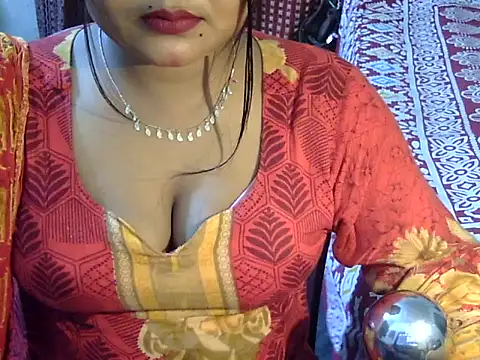 Nusrat Faria07 online show from October 2025 12:05:02 PM