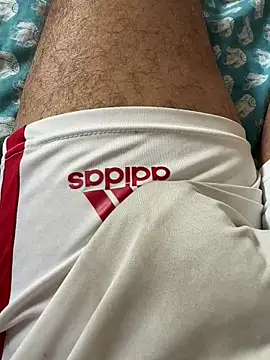 Beurberry19 online show from October 2025 03:12:01 PM