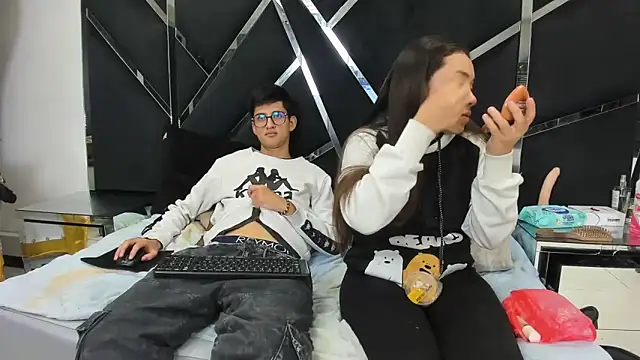 Noa Arez online show from February 2026 02:21:02 AM