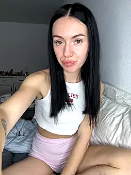 karrr  aaa online show from November 2025 09:25:02 PM