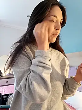 Snapshot of Alfonsina_ chatting on February 2026 09:37:02 PM Alfonsina online show from February 2026 09:37:02 PM