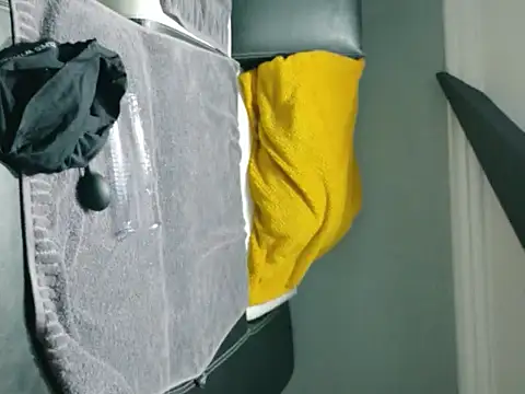 slavic boy 39 online show from December 2025 06:37:02 PM