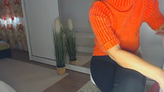 merlyn4 online show from February 2025 01:21:01 PM