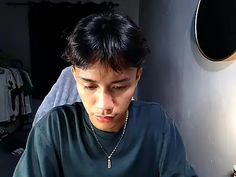 Snapshot of naughtyboyloy_0 chatting on May 2026 06:49:01 PM naughtyboyloy 0 online show from May 2026 06:49:01 PM