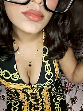 Snapshot of ALEXA_1100 chatting on September 2025 07:24:02 PM ALEXA 1100 online show from September 2025 07:24:02 PM