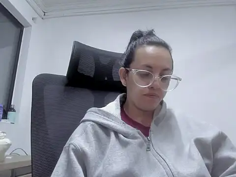 dalila macherano1 online show from October 2025 11:04:02 PM