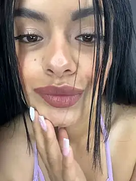 Melissa coch online show from April 2026 04:08:01 PM