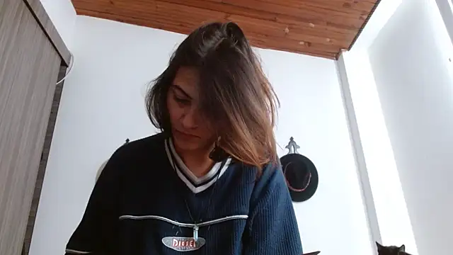 Crystal Star  online show from February 2026 03:48:02 PM