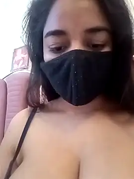 Little toy girl online show from March 2026 06:51:01 AM