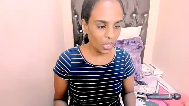 Snapshot of Toxicfantasy4u chatting on April 2026 04:26:01 PM Toxicfantasy4u online show from April 2026 04:26:01 PM