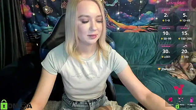 CrystalGirl99 online show from March 2026 08:09:02 AM