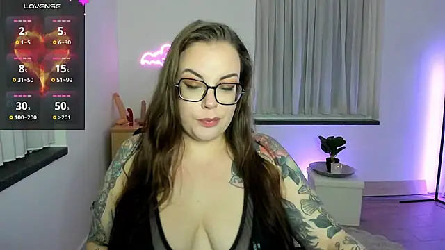 Miss Lucifer6 online show from February 2026 07:43:02 PM