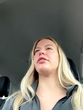 Chloemillerrxx online show from September 2025 02:17:01 PM