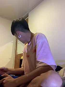 Milan Bach online show from May 2026 11:55:01 PM