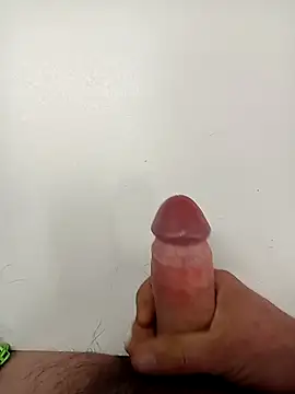 piciupiciu94 online show from March 2026 10:19:02 AM