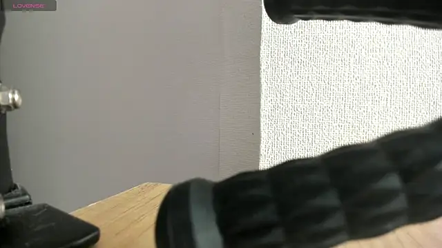 Snapshot of rosestatham chatting on February 2026 04:37:02 PM rosestatham online show from February 2026 04:37:02 PM