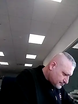 Hisnimin online show from February 2026 12:11:01 AM