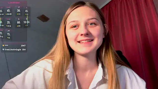 Snapshot of Smoke_mama chatting on September 2025 06:22:01 PM Smoke mama online show from September 2025 06:22:01 PM